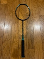 Yonex NANOFLARE 700 badminton racket