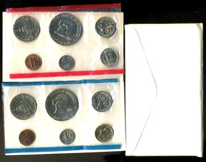 1976 P D MINT SET U.S PHILIDELPIA+DENVER Government Packaging OGP COIN PD#8723