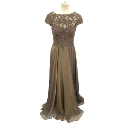 La Femme Cocoa Floral Lace & Satin Metallic Illusion Gown Size 8 NWOT $409 MSRP