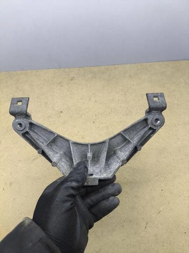 BMW X5 E70 Getriebehalter 7137238 10060411 3.00 Diesel 173kw 2007 33113788