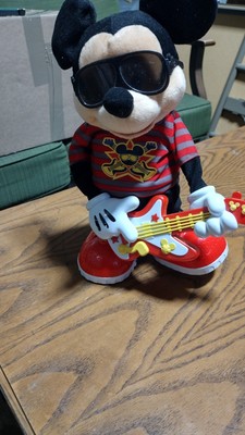 Fisher Price Disney 2010 Rock Star Mickey Mouse Musical Guitar Sing Dance Moves