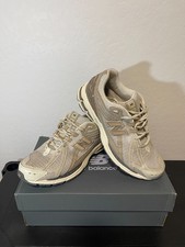 Imagen de New Balance Men's 1906R Beige Vachetta Size 12