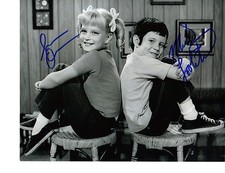 Susan Olsen & Mike Lookinland Signed Photo - Cindy & Bobby from The Brady Bunch