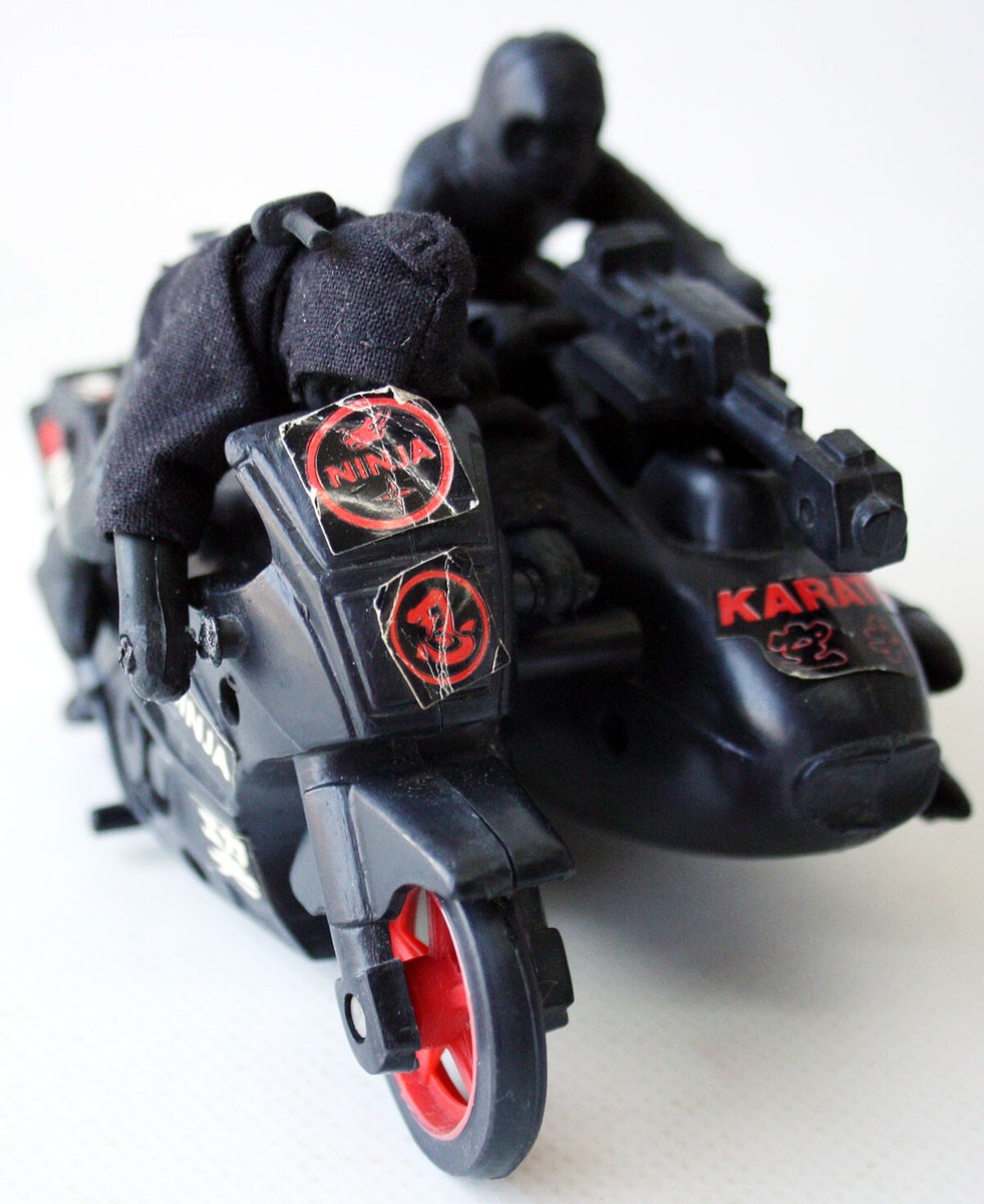 VINTAGE 80'S NINJA RIDER KARATE BIKE FRICTION MOTORCYCLE FIGURE