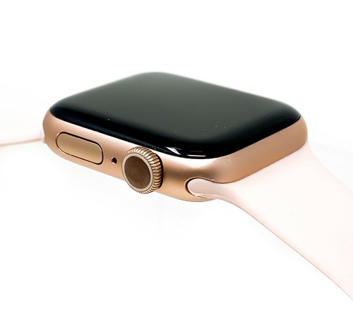 Mobilenmore | Apple Watch Series 5 Specifications and Price