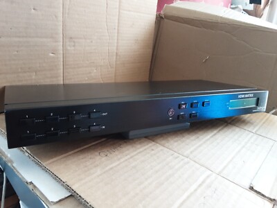 StarTech.com 4x4 HDMI Matrix Video Switch Splitter + Audio und RS232 VS440HDML