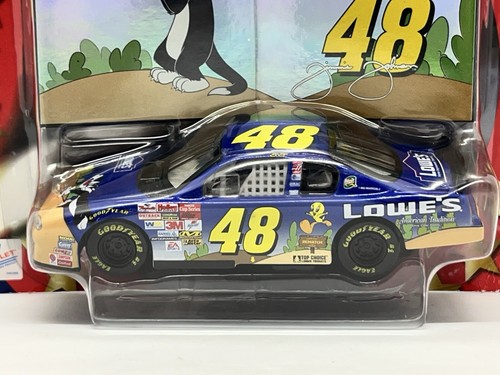 Jimmie Johnson #48 NASCAR 2002 Rookie Car Looney Tunes scala 1:43 pressofuso nuovo - Foto 2 di 20