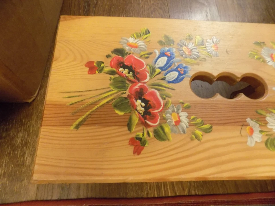 Vtg Wooden Oak FOOT STOOL Hand Painted Tole Flowers Finger Holes 16x8.5x7.5" VGC - Image 3 of 4