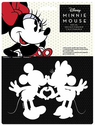 Chroma Graphics Mickey Mouse & Minnie Mouse Kissing Die Cut Decal