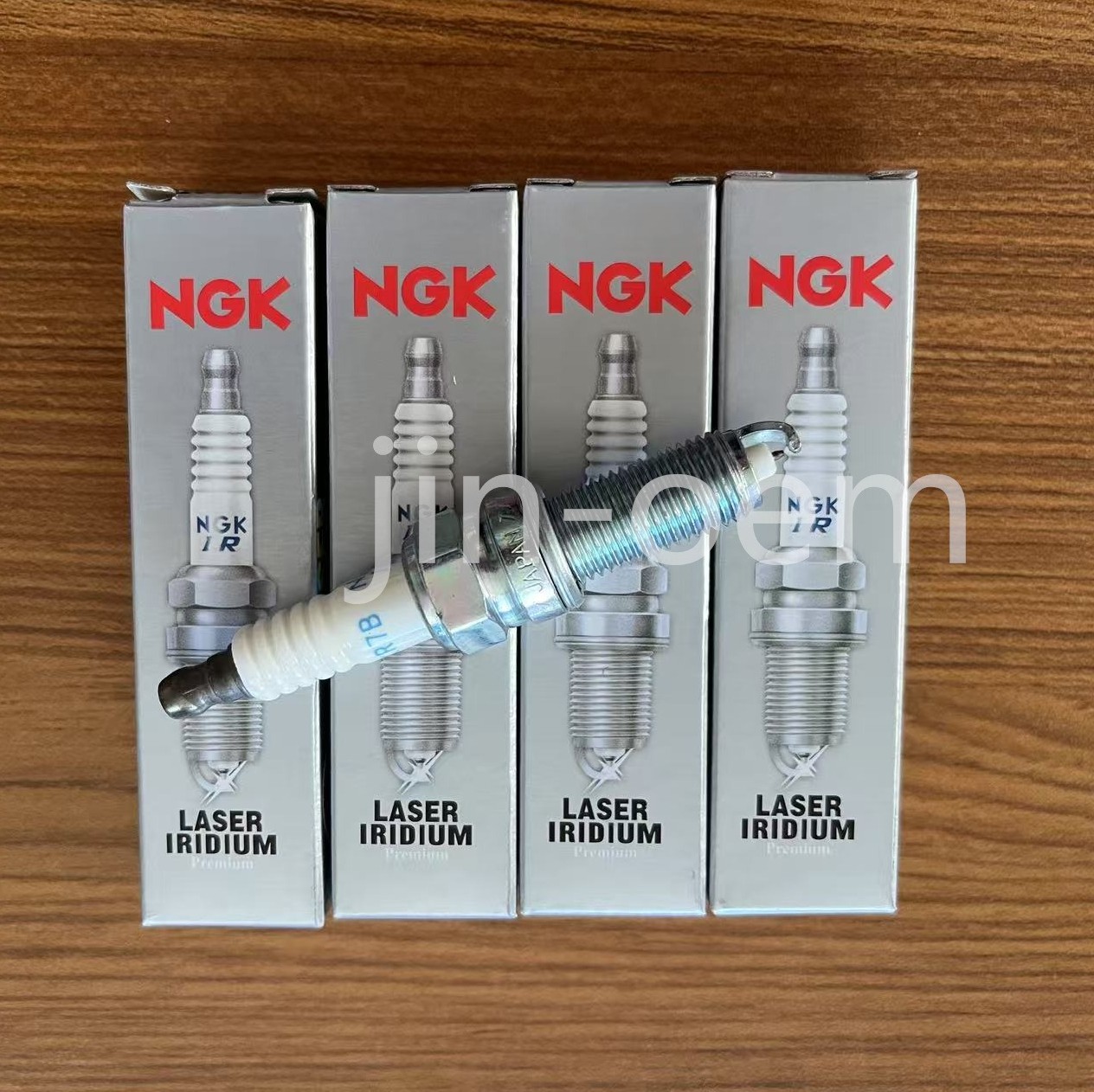 4Pcs NGK Laser Iridium Spark Plugs for Hyundai Elantra Santa Fe SILZKR7B11 9723 