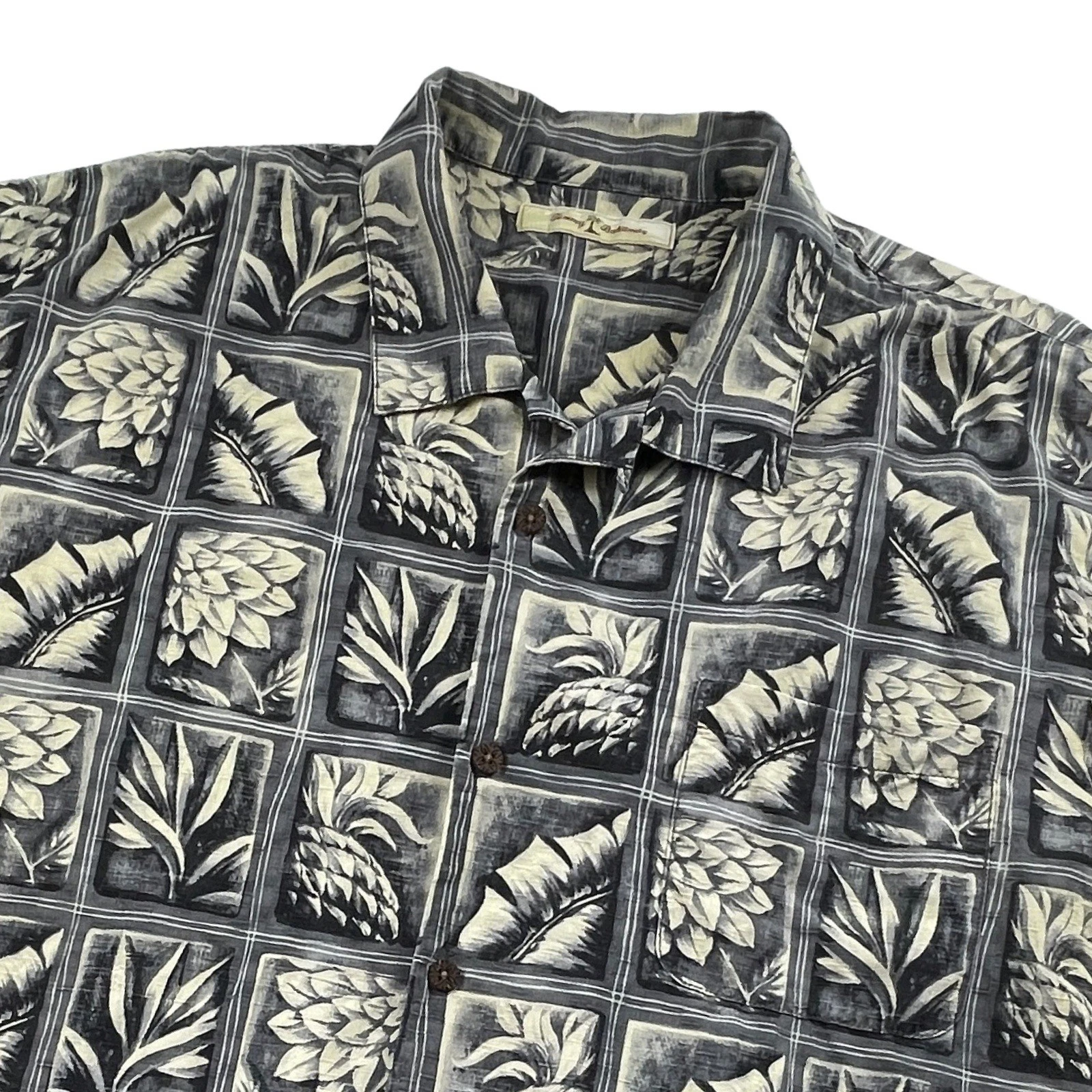 Tommy Bahama Mens XXL 100% Silk Tropical Floral Hawaiian Short Sleeve Shirt