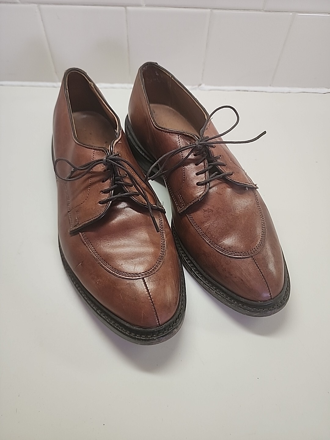 Men's Size D Allen Edmonds Walton Brown Split Toe Derby Shoes