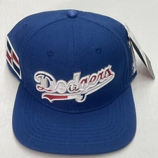 REPUBLICA DOMINICANA  LOS ANGELES DODGERS STYLE W/ FLAG SNAPBACK   CAP HAT