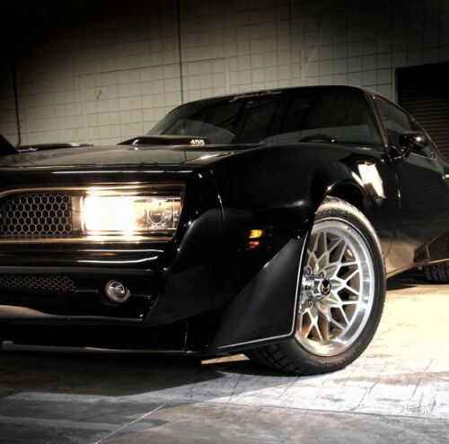YEARONE 17 x 9 Pontiac Firebird Trans Am Gold Snowflake Wheels Kit. WS6 - Picture 6 of 7