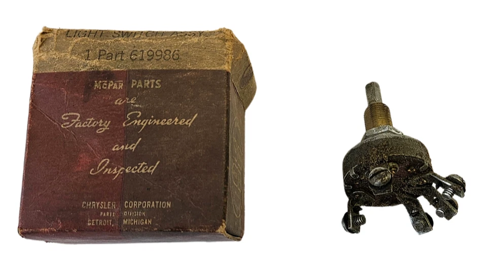 Выключатель лампы в сборе модель 1934 Plymouth Deluxe PE 619986 новый из старых запасов - Изображение 2 из 4
