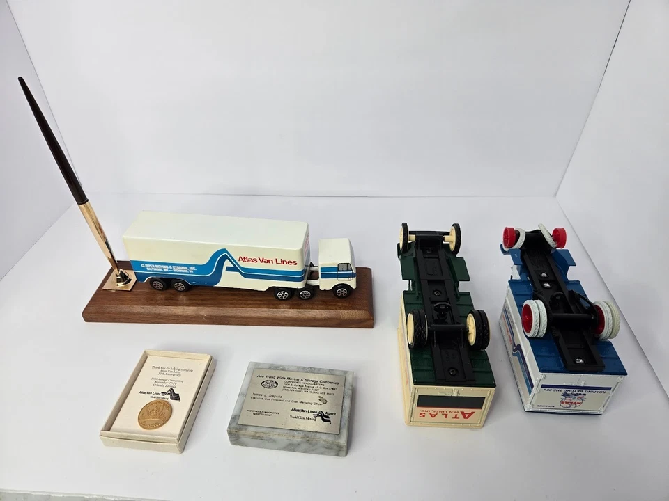 Truck Atlas Van Lines Semi Diecast Vintage LOT of 6 Items - Image 2 of 4