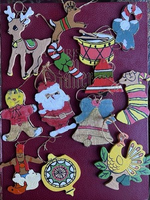 Vintage Lot of 13 Flat Wooden Hand Painted Wood Christmas Ornaments Lrg