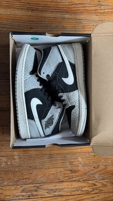 Jordan Air Jordan 1 Mid Top Black/Gray Elephant Print Athletic Sneakers