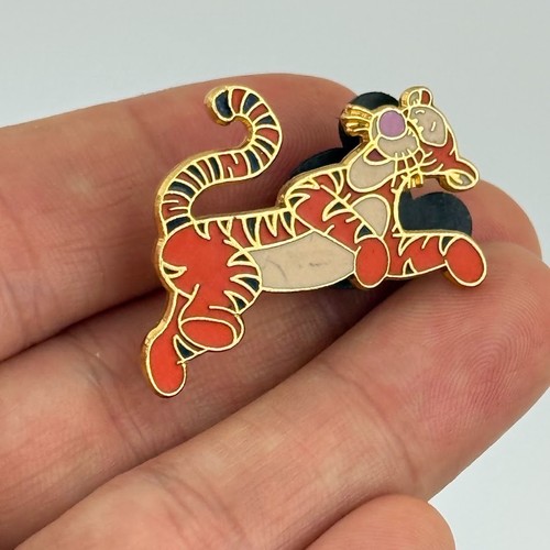 Disney Winnie The Pooh Tigger Enamel Character Pin Rubber Back