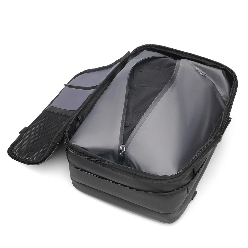 VenturePack Vacuum Travel Backpack – Large Cabin Bag (Fits 17” Laptop) With Pump - Image 3 of 4