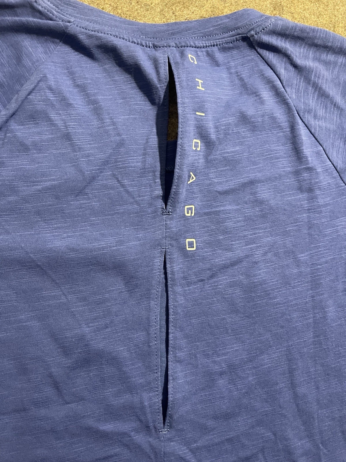 Nike Chicago Cubs Logo Tee Blue Raglan Short Sleeve Scoop Neck Sportswear Active thumbnail 8