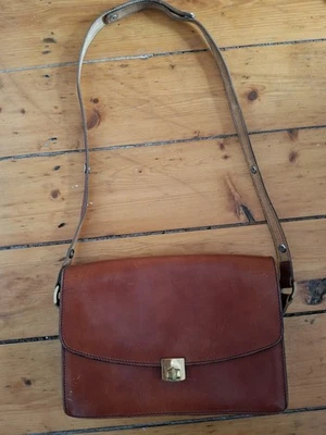 Vintage Real Leather Saddle Shoulder Bag 11 Inch Thick Zip Inside Clasp Genuine - Image 1 of 4
