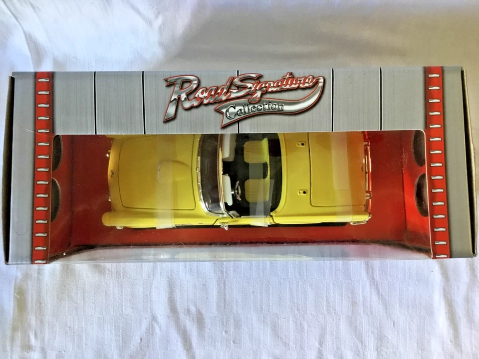 1/18 ROAD SIGNATURE FORD THUNDERBIRD 1955 JAUNE - Photo 3/4