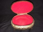Mid century metal TRINKET JEWELRY BOX grapes grape leaves red fabric lined Japan — photo 2
