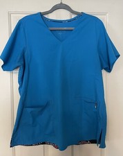 Vera Bradley V Neck Top L  Cargo Bottoms XL scrub set. Water Blue  