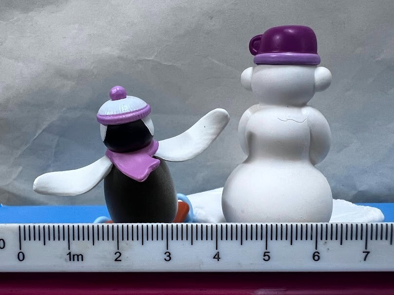 Pygos Pingu action figure Mini Scene 1 - Story time kid