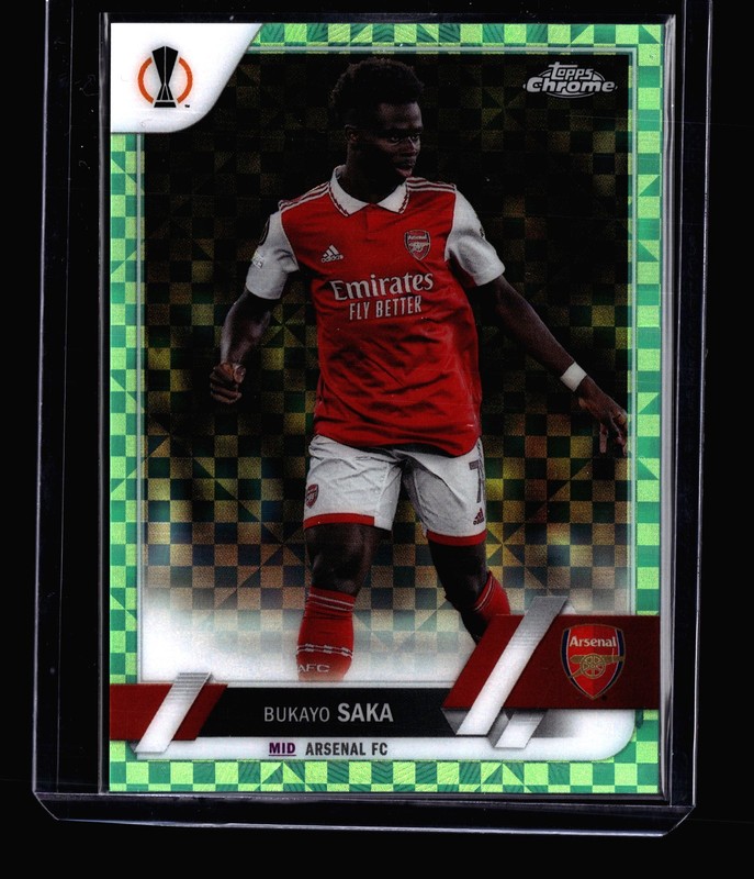 2022-23 Topps Chrome UCC #25 Bukayo Saka Neon Green X-Fractor #/399