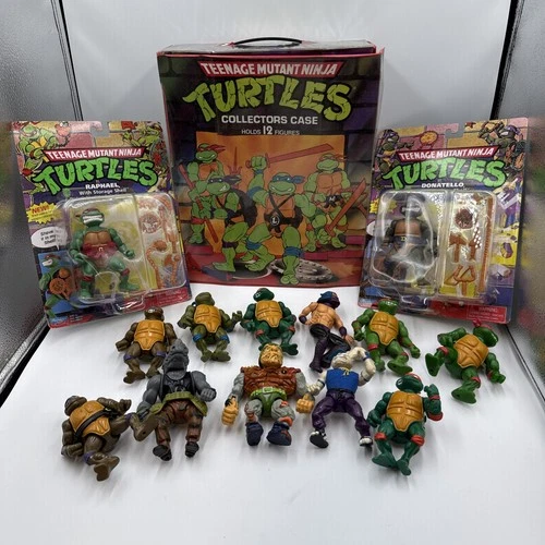 Vintage Collector's Carry Case Teenage Mutant Ninja Turtles With 13 Figures