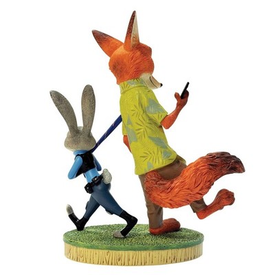 Disney Showcase Zootopia Nick Wilde and Judy Hopps Figurine
