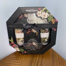 Baylis  Harding Bath Gift Set - NEVER BEEN USED