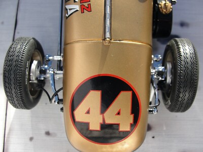 CAROUSEL 1 WATSON ROADSTER '1962 INDIANAPOLIS 500' 4408 1:18 SCALE