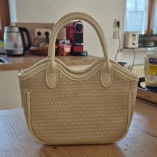 Henkeltasche klein geflochten KunstLeder beig...