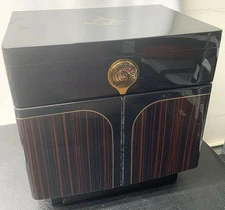 *RARE* Montecristo 1935 Anniversary Tesoro de Oro 80ct. Luxury Humidor (22648)