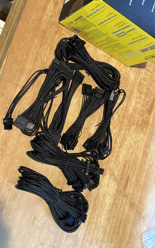 Corsair Type 4 Pro PSU Cable Kit. Missing 24 Pin Cable - Image 2 of 2