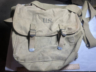 1943 WWII US Army Atlantic Products M1936 Musette Canvas Bag w/straps