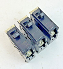 CROUSE-HINDS LOT OF 3 - MP115, 1 POLE, 15 A, 240 VAC CIRCUIT BREAKER - MURRAY