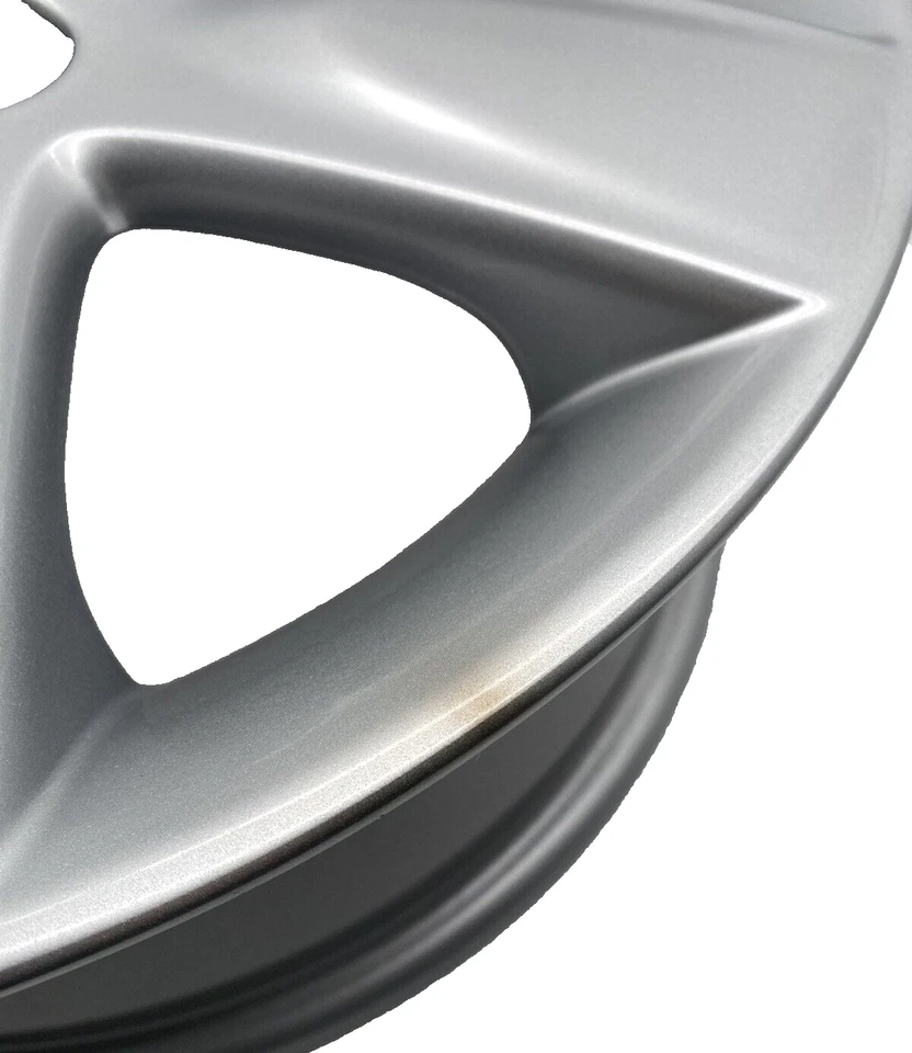 Cerchio in Lega 15" Nissan Micra K12 OEM 40300-AX726 Nuovo Originale - Immagine 3 di 4