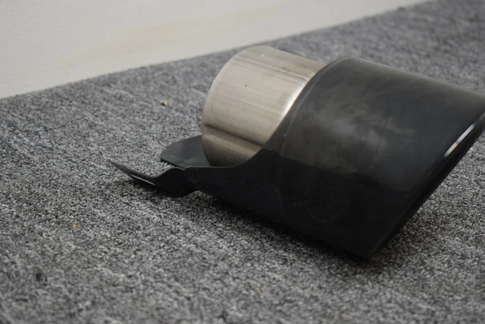 Porsche Macan S 2017 tubo de escape OEM de fábrica Foto 2 de 4