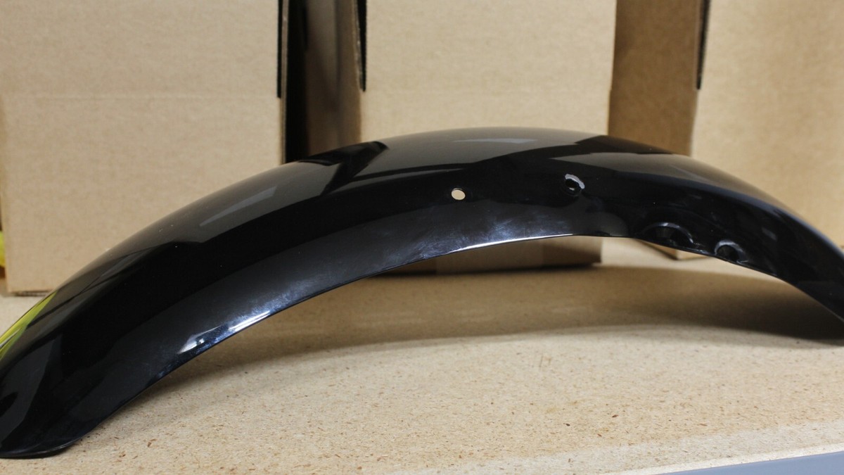 OEM Harley-Davidson Front Fender Vivid Black 58900101DH XL
