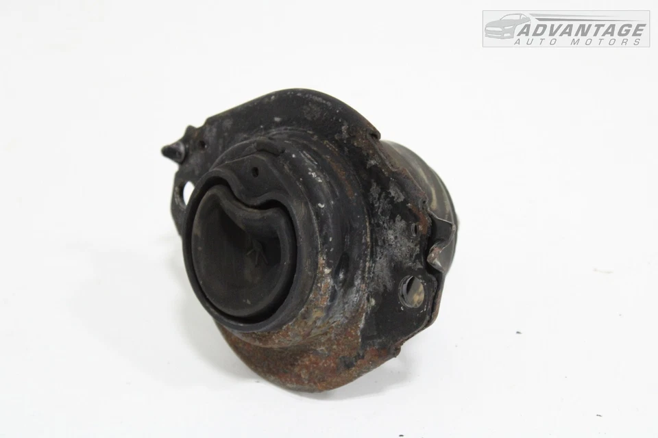 2011-2023 DODGE DURANGO 3.6L RIGHT ENGINE MOTOR MOUNT BRACKET INSULATOR OEM - Image 3 of 4