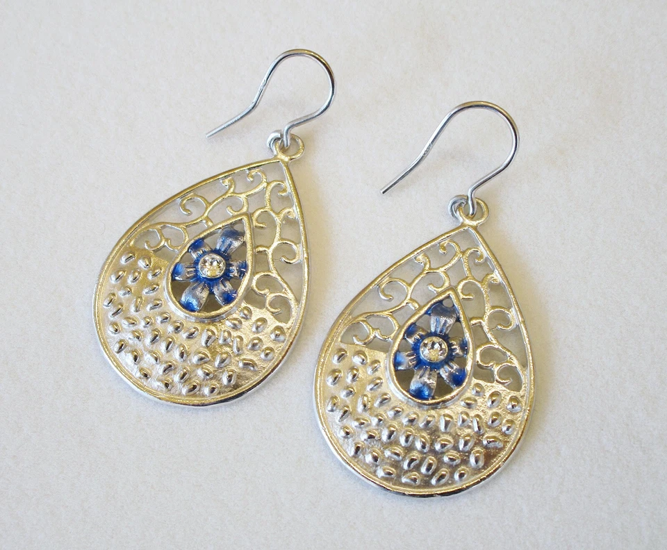 Orecchini in argento 925 pendenti, con smaltatura Blu e Cristallo, handmade - Immagine 4 di 4