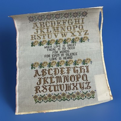 Susan Treglown Hand Painted Needlepoint Canvas * Alphabet ''Love Is Great'' 12ct