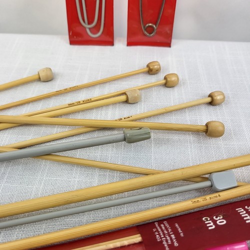 Knitting Needles 15 Pairs Wooden & Bamboo Mixed Sizes 3 x Safety Stich Holders - Picture 9 of 10