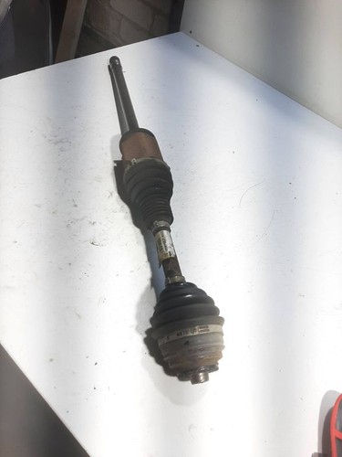 BMW X1 E84 2011 Vorne rechts Antriebswelle vorne 7591682 Diesel 105kW DMT4142