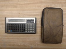 U19714 Vintage Hewlett Packard HP71B Calculator w 4k Memory 32k Ram Case G3D