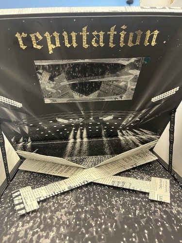 Taylor Swift Reputation Stadium Concert Tour VIP Box Complete And Brand ...